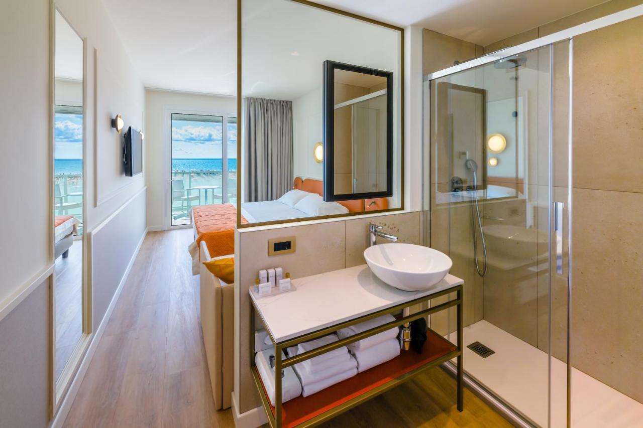 Hotel Montecarlo Bibione Eksteriør billede