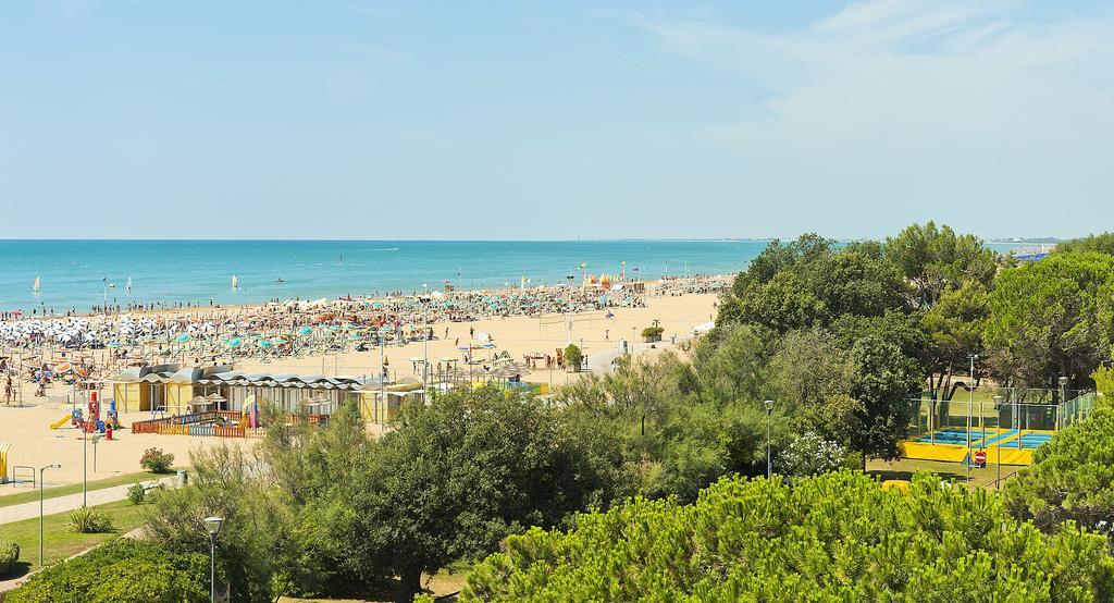 Hotel Montecarlo Bibione Eksteriør billede