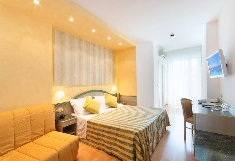 Hotel Montecarlo Bibione Eksteriør billede