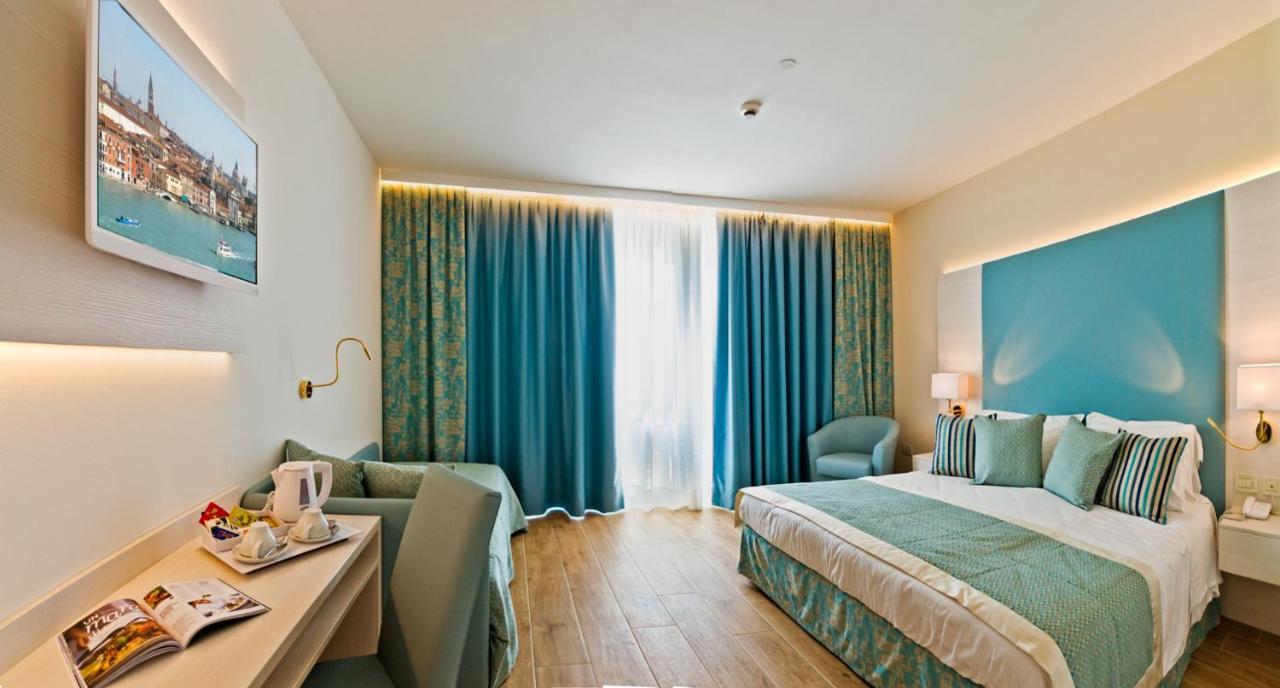 Hotel Montecarlo Bibione Eksteriør billede